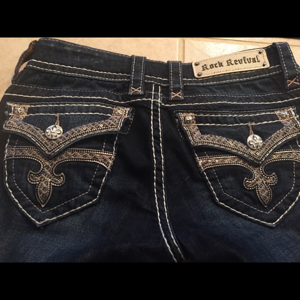 Size 27 women’s rock revivals